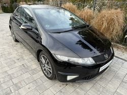 Czarny Używany 2010 Honda Civic Hatchback | 23 900 zł (Uczciwa cena)