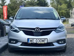Srebrny (metalik) Używany 2019 Opel Zafira Life Van | 49 900 zł
