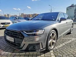 Szary Używany 2020 Audi A8 Sedan/Limuzyna | 299 900 zł (Super Cena)