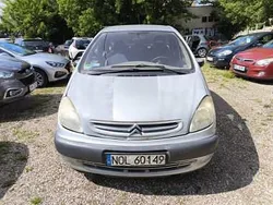 Srebrny Używany 2002 Citroën Xsara Picasso Minivan | 2900 zł