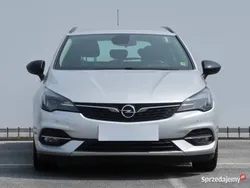 Srebrny Używany 2021 Opel Astra Kombi | 38 999 zł (Uczciwa cena)