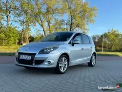 Używany 2010 Renault Scénic III Minivan | 17 999 zł (Uczciwa cena)