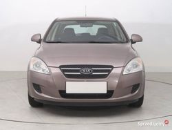 Brązowy Używany 2007 Kia Ceed Hatchback | 13 999 zł (Uczciwa cena)
