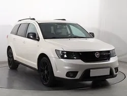 Biały Używany 2013 Fiat Freemont SUV | 39 999 zł (Uczciwa cena)