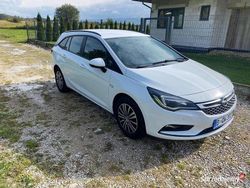 Biały Używany 2016 Opel Astra Kombi | 31 500 zł (Uczciwa cena)