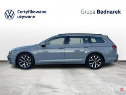 Szary Używany 2023 VW Passat Kombi | 99 900 zł (Dość drogi)