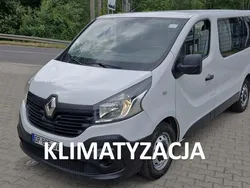 Biały Używany 2015 Renault Trafic Van | 39 900 zł