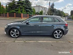 Szary Używany 2017 Audi A3 Sportback Sport Hatchback | 47 999 zł (Super Cena)