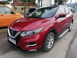 Bordowy Używany 2018 Nissan Qashqai SUV | 67 000 zł (Drogi)