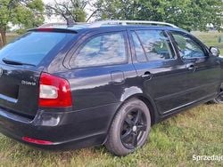 Czarny Używany 2010 Skoda Octavia Kombi | 18 700 zł