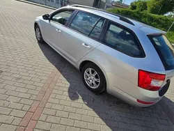 Srebrny Używany 2016 Skoda Octavia Kombi | 42 000 zł (Dość drogi)