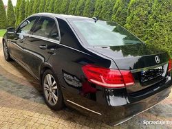 Czarny Używany 2013 Mercedes E350 Sedan/Limuzyna | 109 999 zł