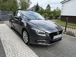 Szary Używany 2017 Mazda 3 Hatchback | 49 900 zł (Uczciwa cena)