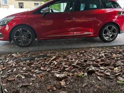 Czerwony Używany 2014 Renault Clio GrandTour GT Kombi | 26 777 zł (Uczciwa cena)