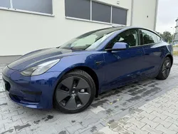Niebieski ciemny Używany 2021 Tesla Model 3 Sedan/Limuzyna | 105 990 zł