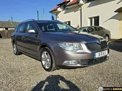 Beżowy Używany 2010 Skoda Superb Kombi | 25 900 zł (Uczciwa cena)