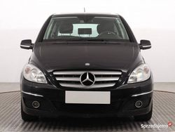 Czarny Używany 2008 Mercedes B180 Minivan | 10 999 zł (Uczciwa cena)