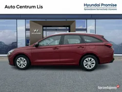 Czerwony Używany 2023 Hyundai i30 Kombi | 69 900 zł (Uczciwa cena)
