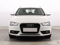 Biały Używany 2014 Audi A4 Kombi | 41 499 zł (Dobra cena)