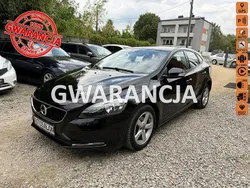 Czarny Używany 2017 Volvo V40 Kombi | 39 400 zł (Dobra cena)
