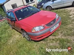 Czarny Używany 2002 Toyota Avensis T2 Kombi | 3500 zł