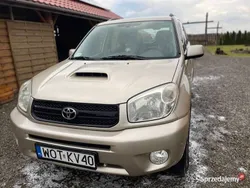 Złoty Używany 2005 Toyota RAV4 SUV | 14 500 zł (Dobra cena)