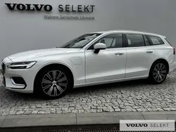 Biały Używany 2020 Volvo V60 Kombi | 129 900 zł (Dobra cena)