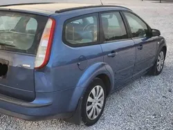 Niebieski Używany 2005 Ford Focus Kombi | 3200 zł