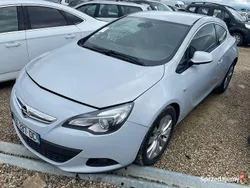 Szary Używany 2012 Opel Astra GTC Hatchback | 22 200 zł