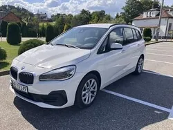 Biały Używany 2020 BMW 218 Gran Tourer Minivan | 70 500 zł
