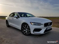 Używany 2019 Volvo S60 Momentum Sedan/Limuzyna | 99 990 zł (Uczciwa cena)