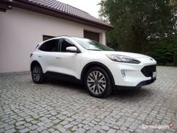 Biały Używany 2020 Ford Escape Titanium SUV | 95 600 zł (Uczciwa cena)