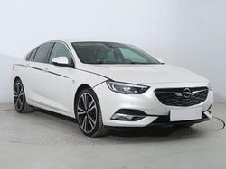 Biały Używany 2017 Opel Insignia Hatchback | 59 999 zł (Drogi)