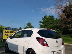 Biały Używany 2011 Opel Corsa Hatchback | 12 000 zł (Uczciwa cena)