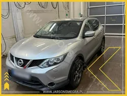 Srebrny Używany 2014 Nissan Qashqai SUV | 36 500 zł (Dobra cena)