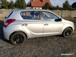 Srebrny Używany 2011 Hyundai i20 Sedan/Limuzyna | 12 550 zł (Dobra cena)