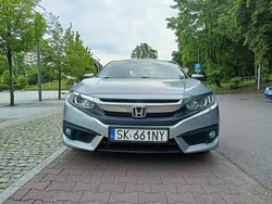 Srebrny Używany 2017 Honda Civic Sedan/Limuzyna | 59 000 zł (Uczciwa cena)