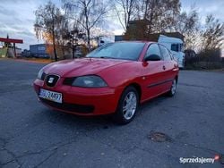 Czerwony Używany 2007 Seat Cordoba Sedan/Limuzyna | 4900 zł (Uczciwa cena)