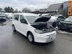 Biały Używany 2024 VW Caddy Minivan | 39 900 zł