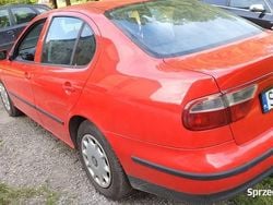 Czerwony Używany 2003 Seat Toledo Sedan/Limuzyna | 5499 zł (Drogi)