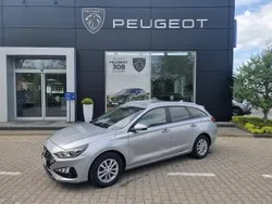 Srebrny Używany 2022 Hyundai i30 | 59 900 zł (Uczciwa cena)