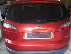 Czerwony Używany 2007 Ford S-MAX S Minivan | 12 600 zł (Uczciwa cena)