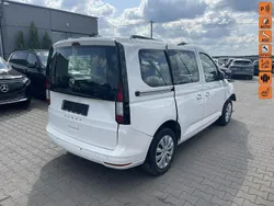 Biały Używany 2023 VW Caddy Minivan | 25 900 zł
