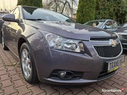 Srebrny (metalik) Używany 2012 Chevrolet Cruze Hatchback | 18 400 zł (Uczciwa cena)