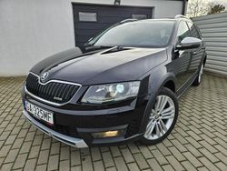 Czarny Używany 2015 Skoda Octavia Kombi | 46 800 zł (Dość drogi)
