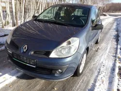 Inny kolor Używany 2006 Renault Clio III Hatchback | 9900 zł