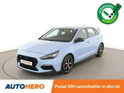 Niebieski Używany 2018 Hyundai i30 Hatchback | 72 700 zł