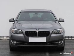 Szary Używany 2011 BMW 520 Kombi | 35 999 zł (Uczciwa cena)