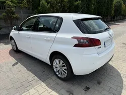 Biały Używany 2020 Peugeot 308 Hatchback | 22 900 zł (Super Cena)