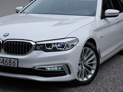 Biały Używany 2017 BMW 520 Luxury Line Sedan/Limuzyna | 115 000 zł (Dość drogi)